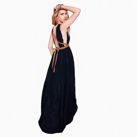 FREE PEOPLE Princapesa Black Lace Open Back Maxi Gown‎ Dress Size 2 - Picture 1 of 8